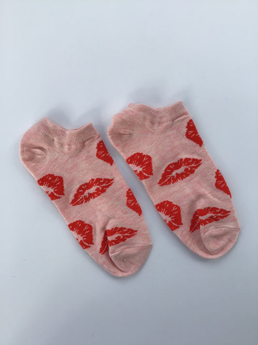 Footies: kisses